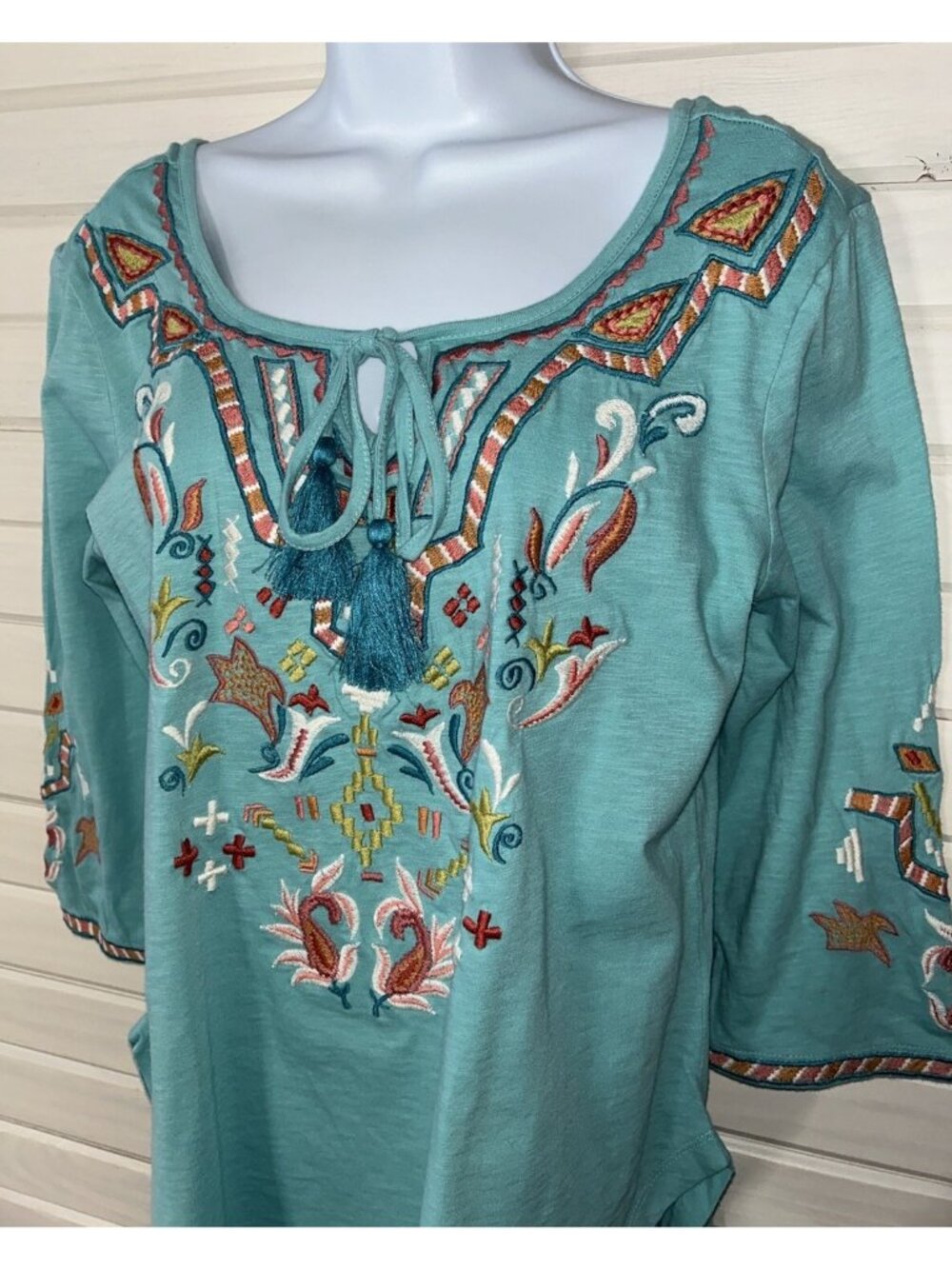 Caite Kyla Seo Top Sz SMALL Green Embroidered Blouse Knit Pullover Cotton EUC